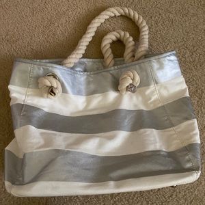 donna dixon tote bag sliver and white